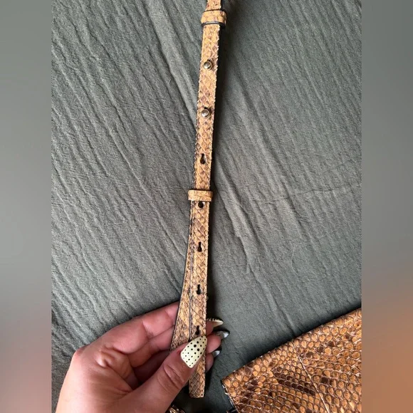 Authentic Chloe medium “Faye” Python Handbag - Picture 6 of 12